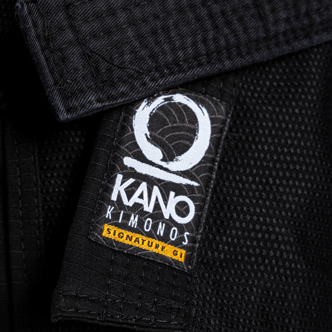 Light Weight Bjj Gi SIGNATURE Black